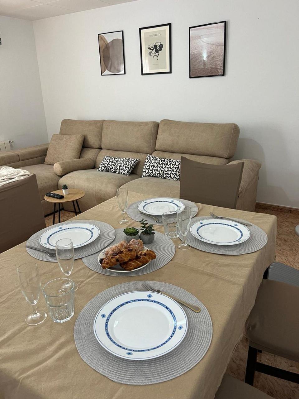 Piso Ideal Para Una Familia Ubicado Cerca Del Mar Blanes Ngoại thất bức ảnh